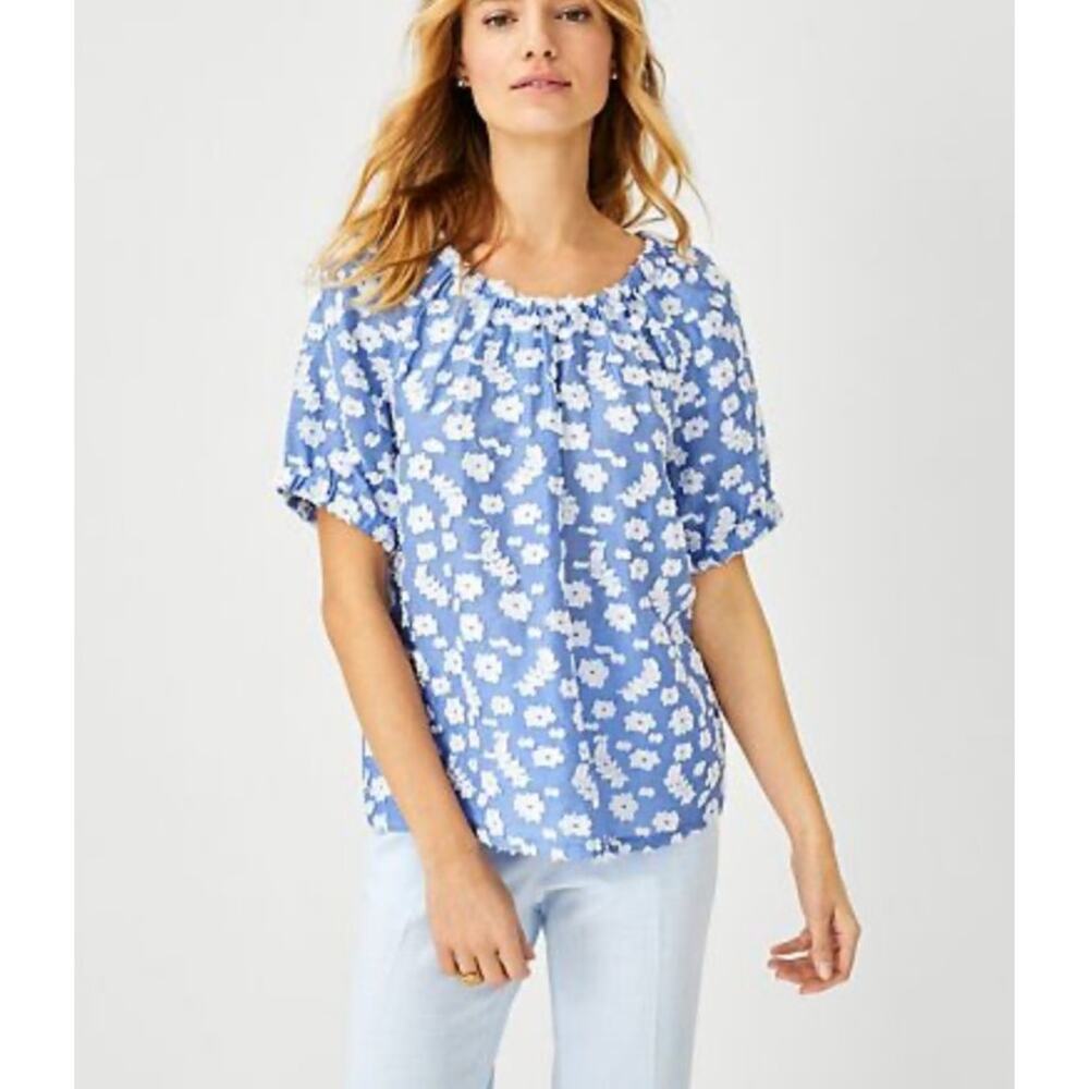 Ann Taylor Floral Blouse Small Blue Short Sleeve Work Office Casual Classic
